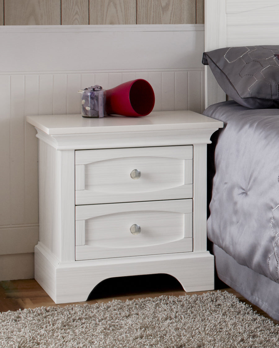Ragusa Night Stand in Vintage White
