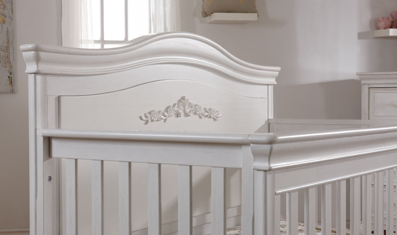 Diamante Forever Crib - Panel with Decor image 2