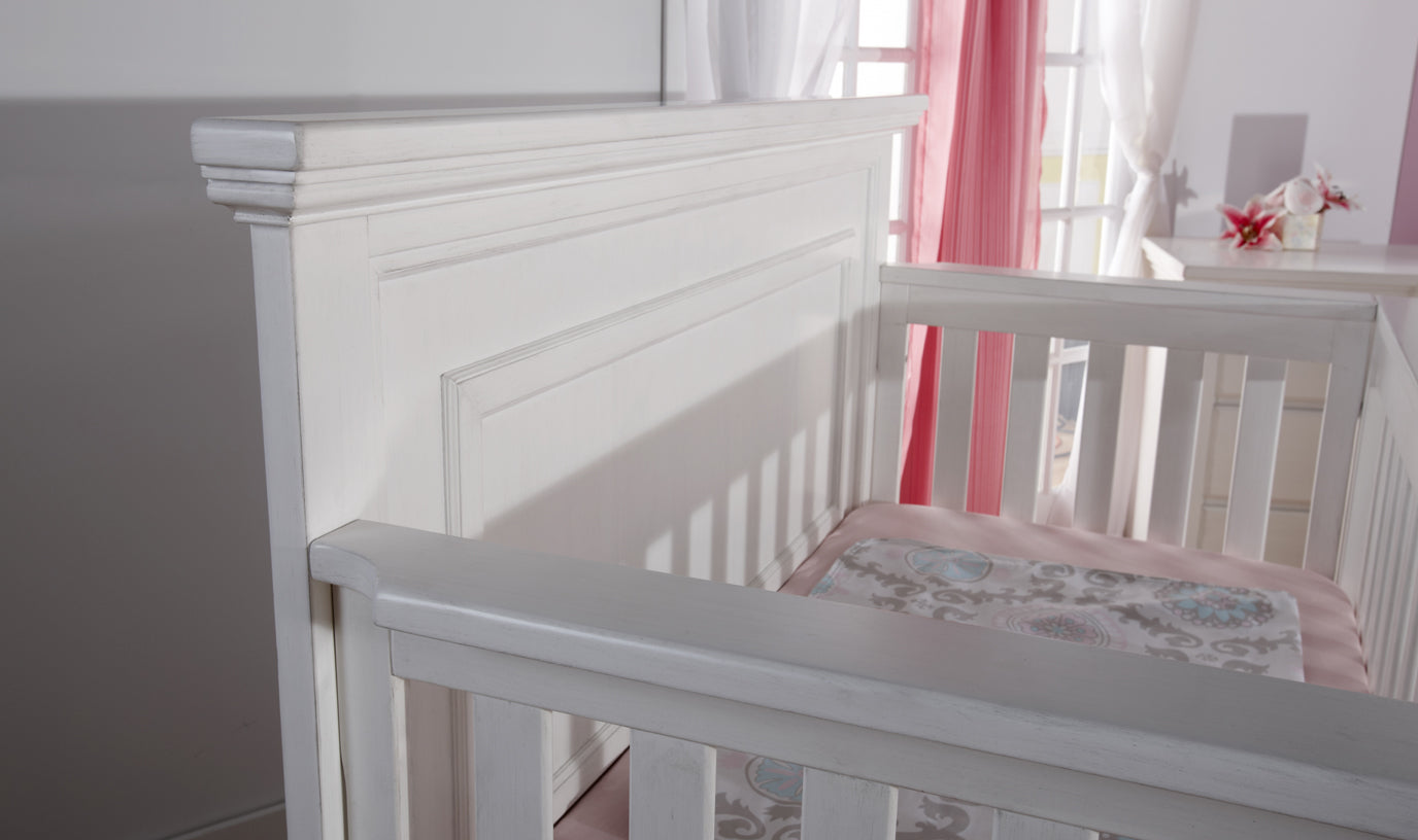 Modena Forever Crib in Vintage White