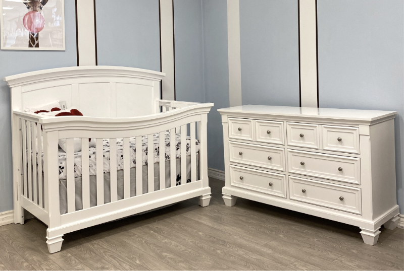 Britney Crib with Glendale dresser and Simmons Mattress image 0