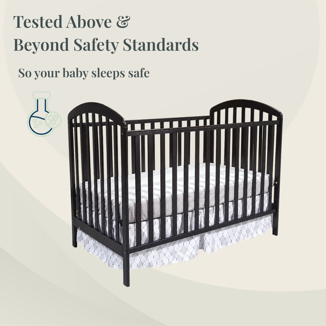 Classic Crib in White finish