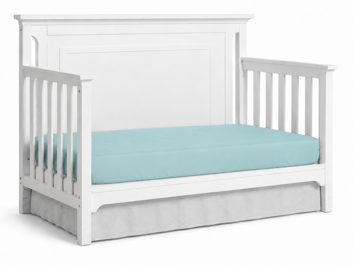 Carino Convertible Crib in White finish