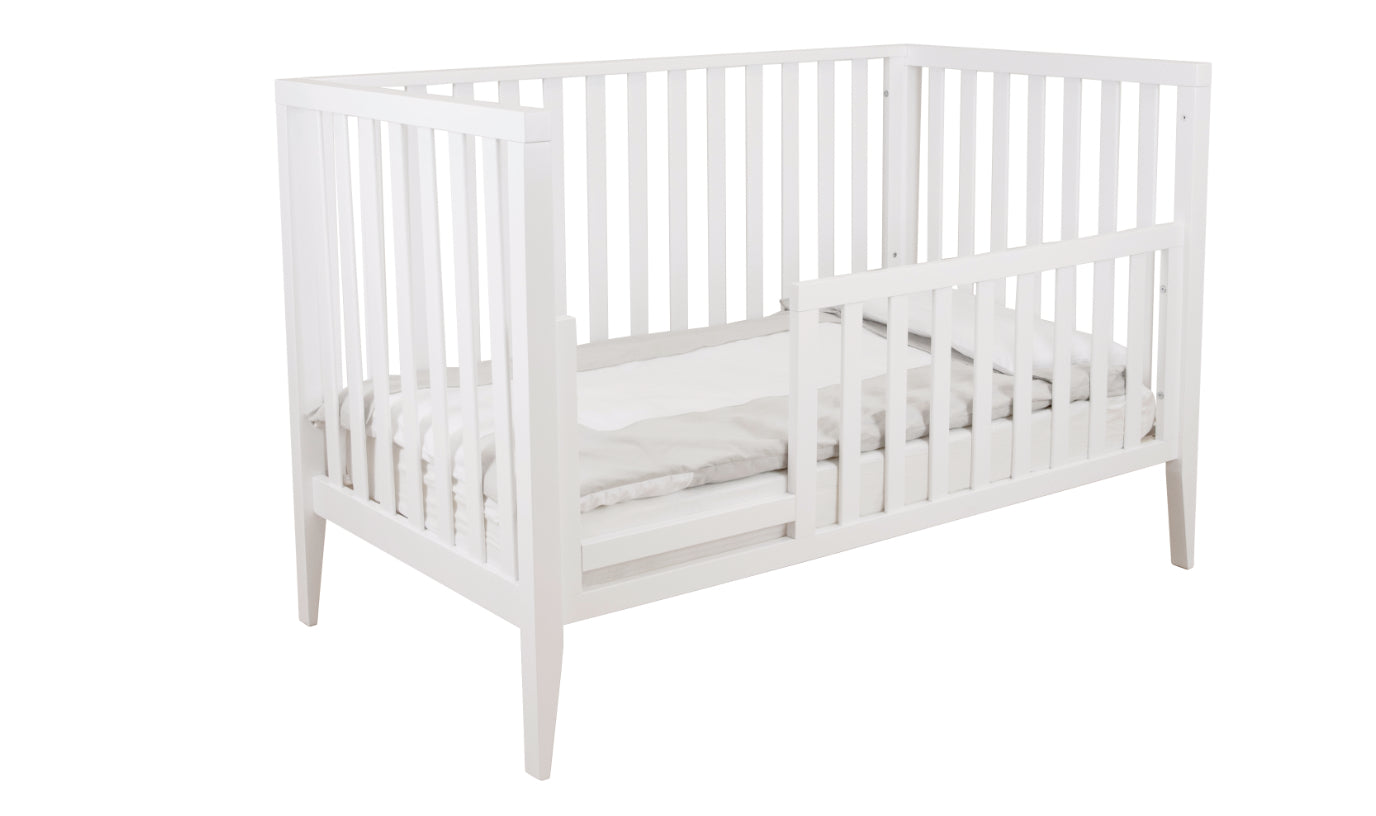 Bernini Crib in White