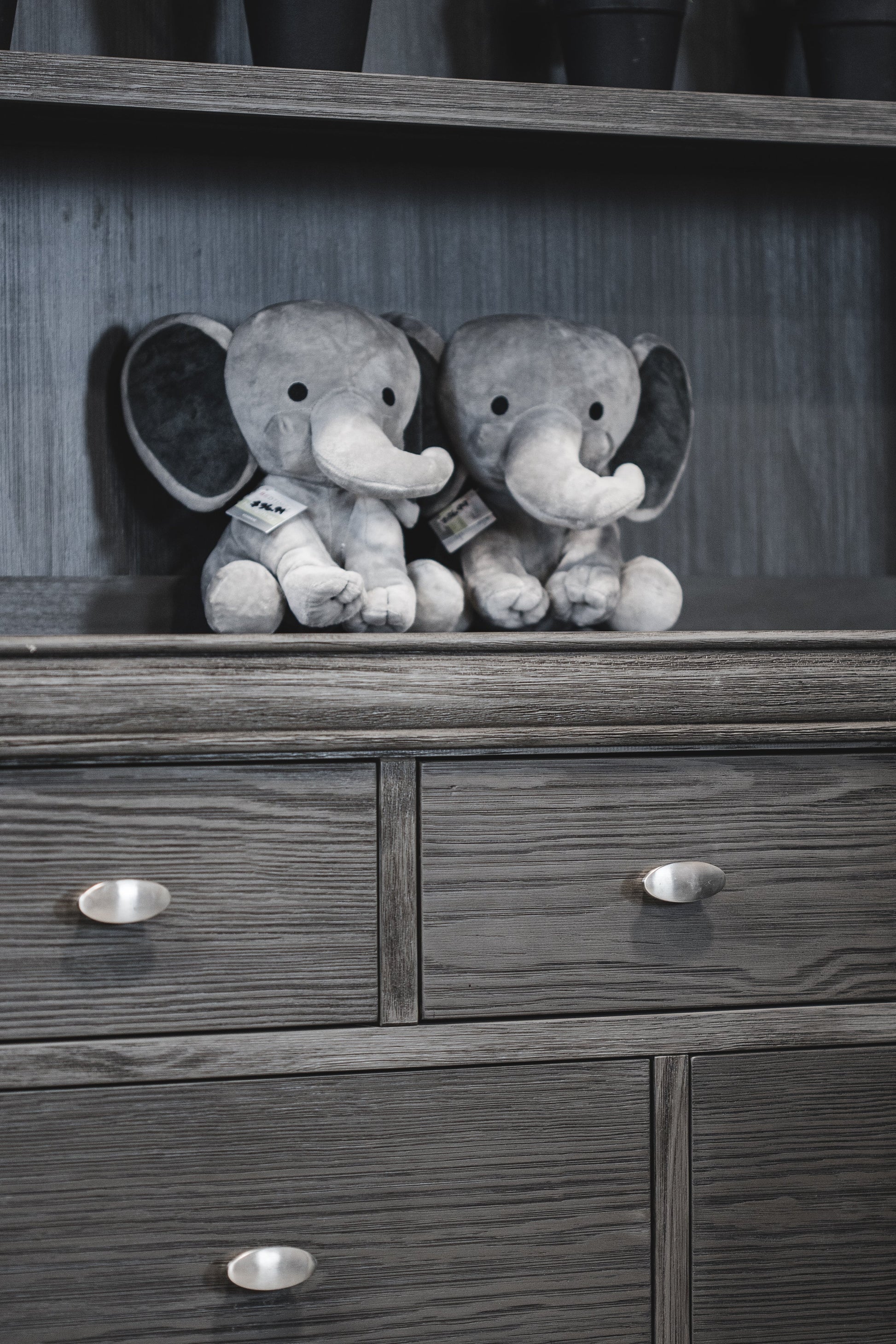 3 PIECE PRESTON CRIB PACKAGE DEAL IN GRANITE image 6
