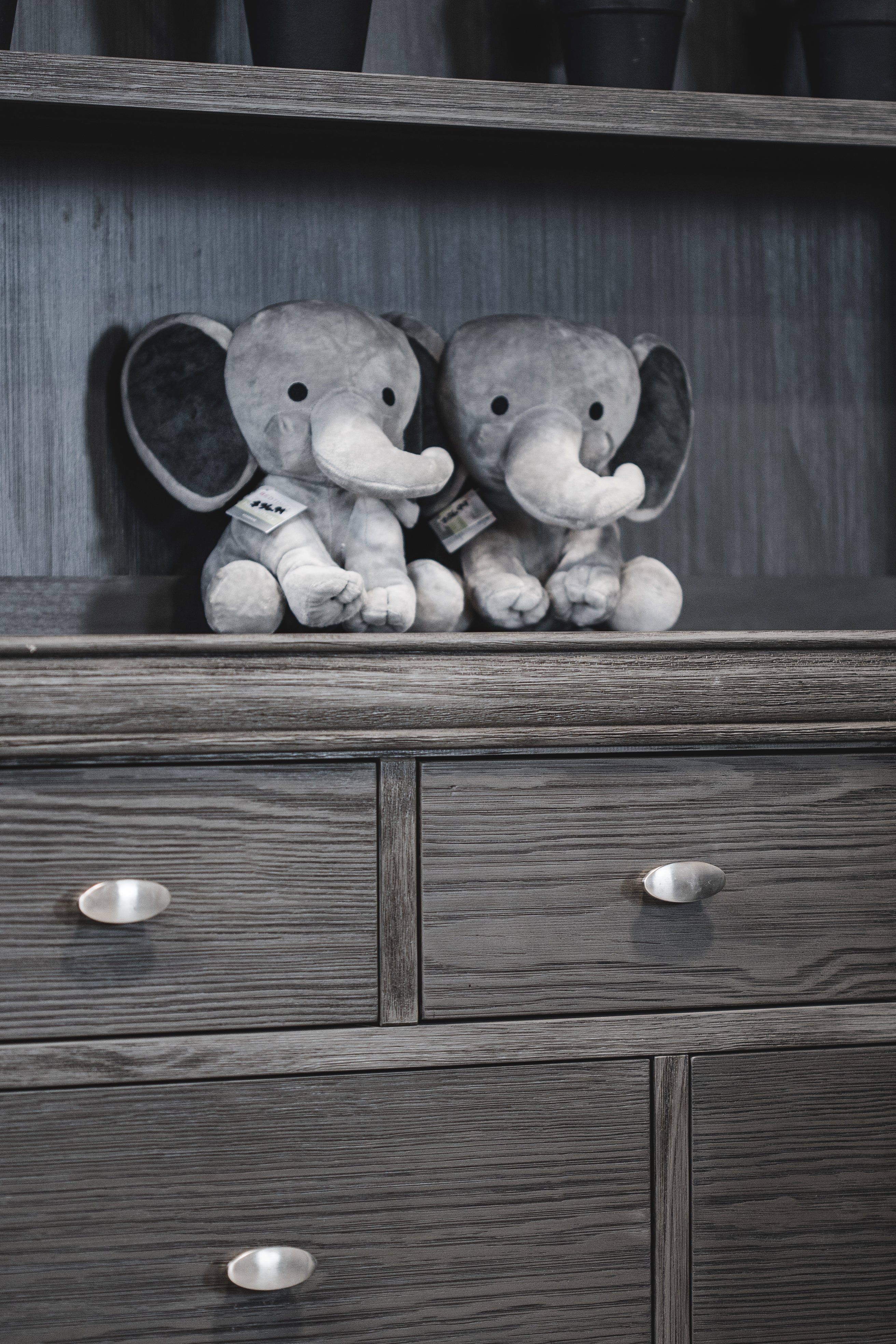 3 PIECE PRESTON CRIB PACKAGE DEAL IN GRANITE image 6